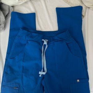 Figs high Waisted Yola Skinny scrub pants